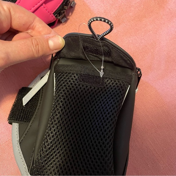 NWOT Free people Back On Track Armband pink or black cell phone FP Movement - Picture 7 of 9